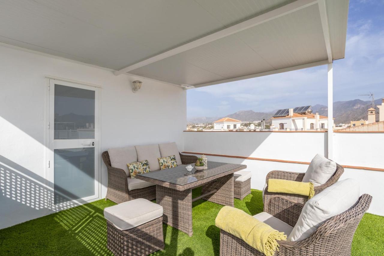Terraza Mar Y Montana Nerja Exterior foto